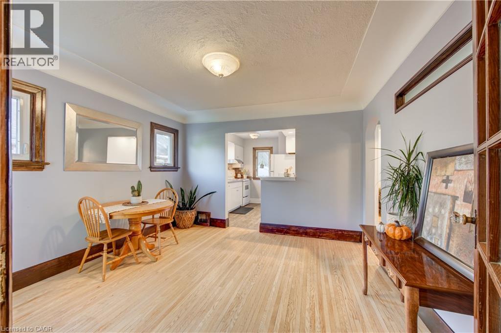 119 Bond Street Property Photo 8