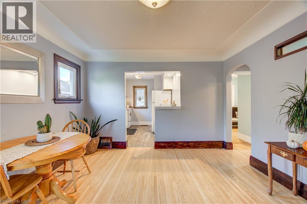 119 Bond Street Property Photo 9