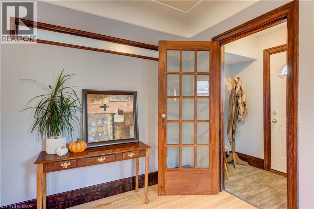 119 Bond Street Property Photo 17