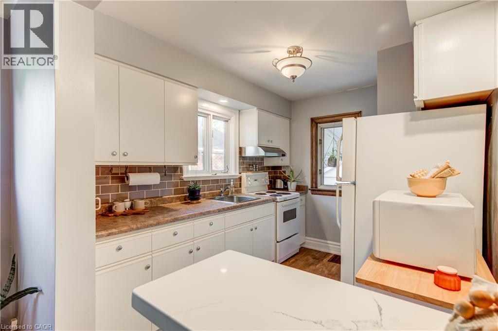 119 Bond Street Property Photo 21