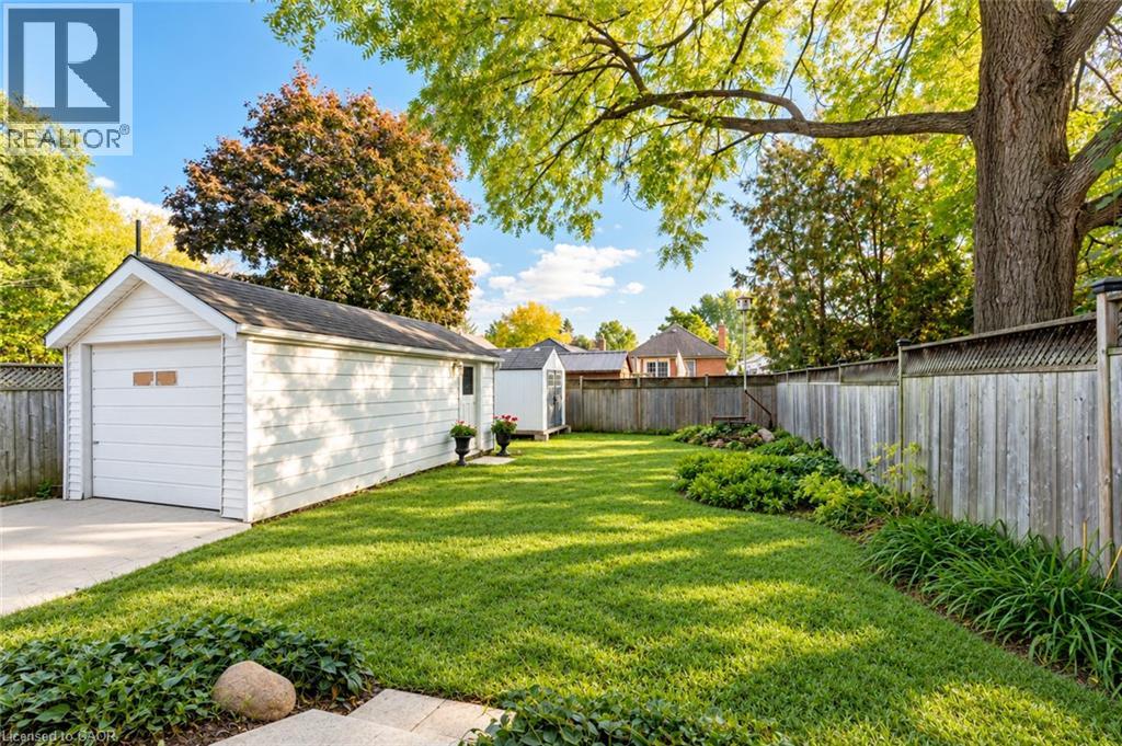 119 Bond Street Property Photo 44