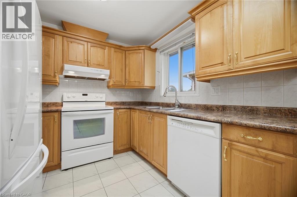 4200 Greybrook Crescent Property Photo 13