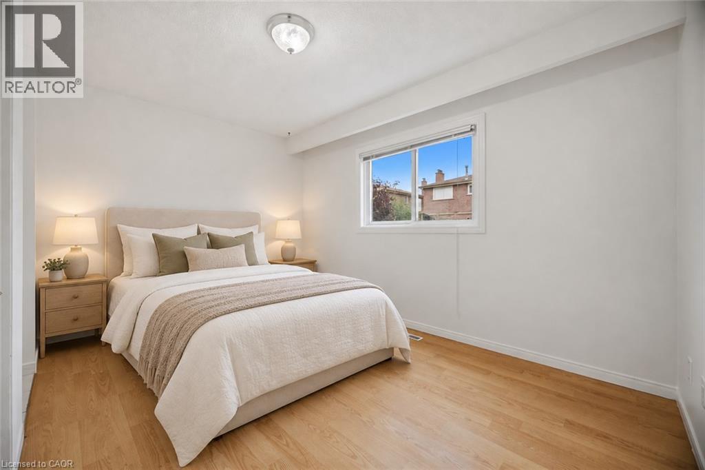 4200 Greybrook Crescent Property Photo 17