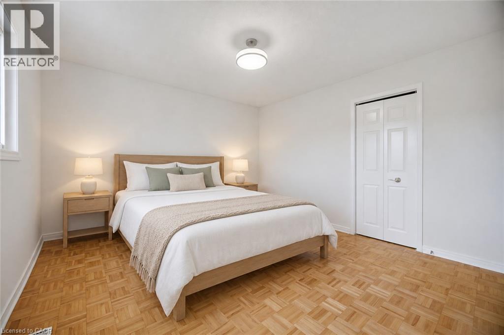 4200 Greybrook Crescent Property Photo 21