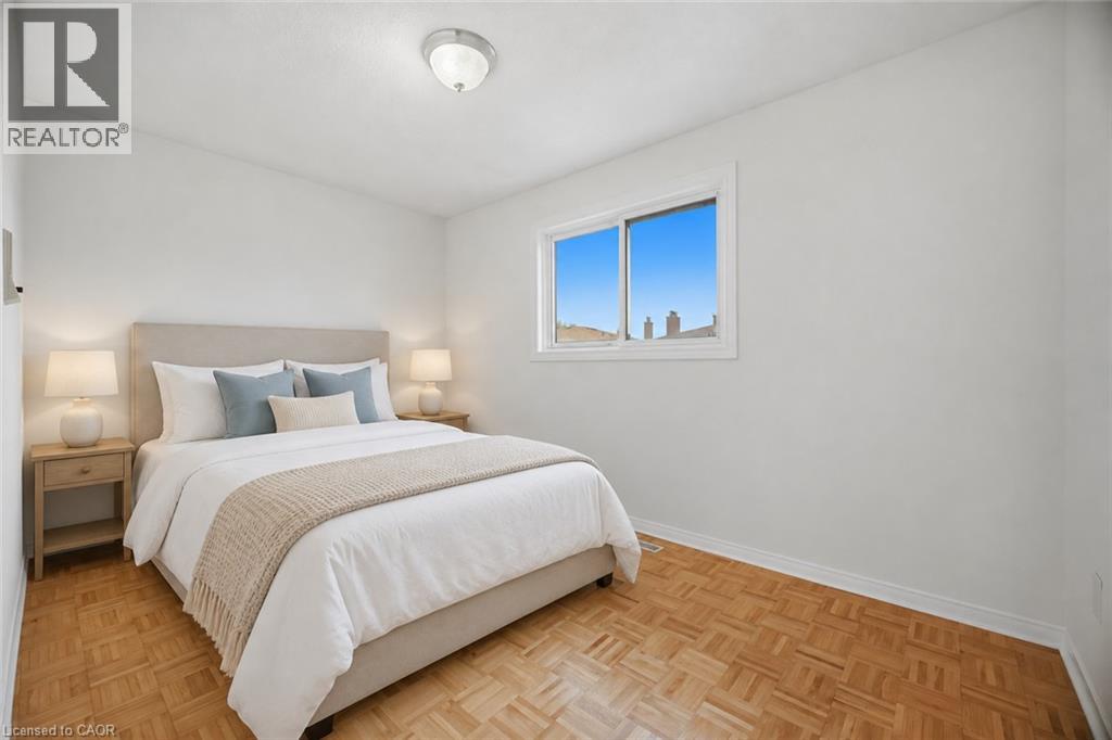 4200 Greybrook Crescent Property Photo 23