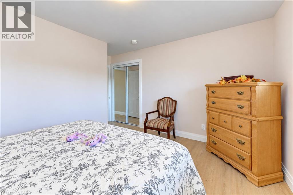 87 Bond Street Property Photo 25