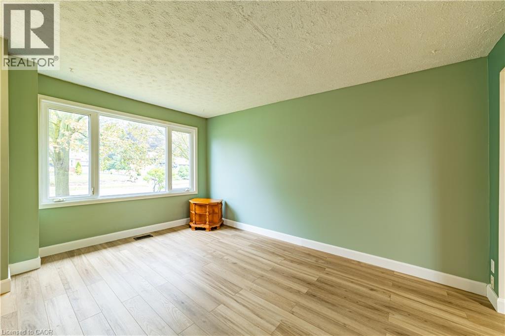 227 Fergus Avenue Property Photo 13