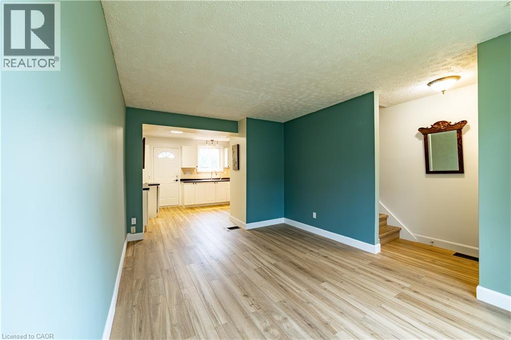 227 Fergus Avenue Property Photo 14