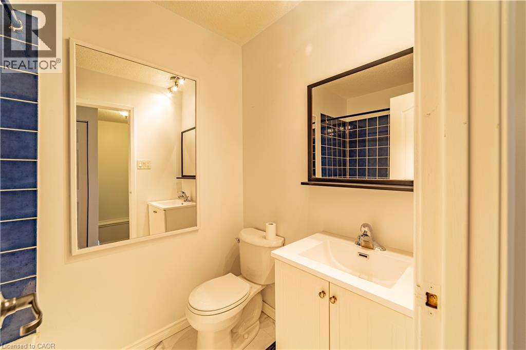 227 Fergus Avenue Property Photo 22