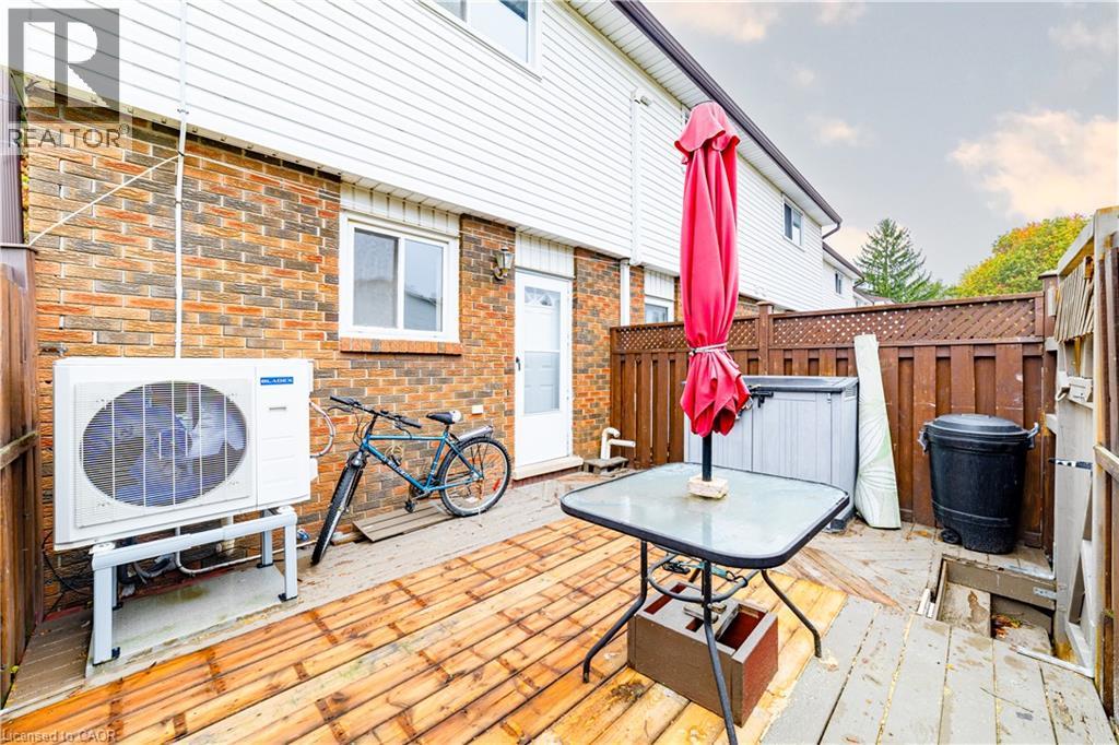 227 Fergus Avenue Property Photo 28