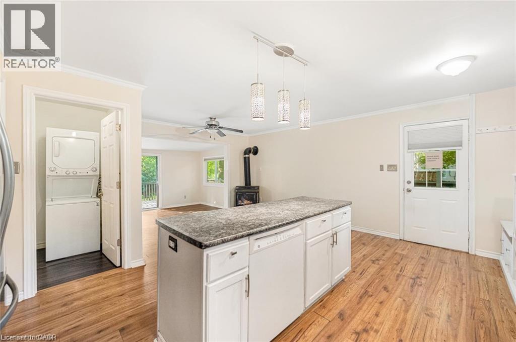 7465 East River Road Property Photo 11
