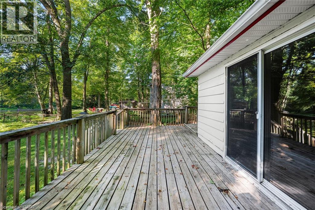 7465 East River Road Property Photo 29