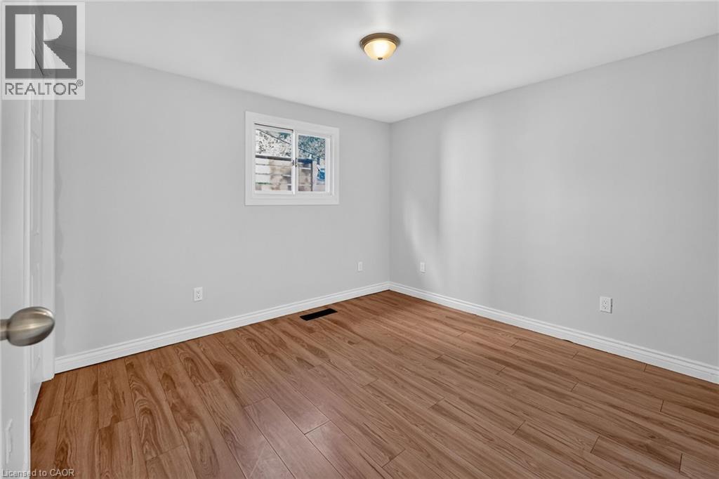 15 Adelaide Street Property Photo 14
