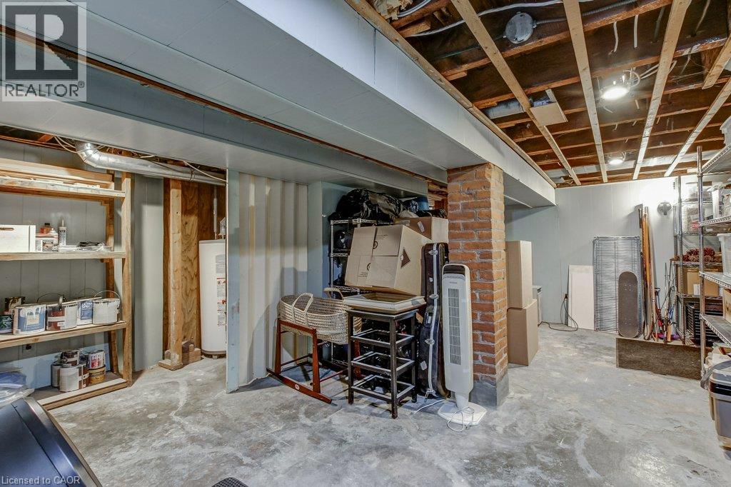 43 Rosslyn Avenue S Property Photo 39