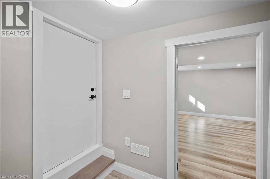 1041 Shepherd's Drive Property Photo 23