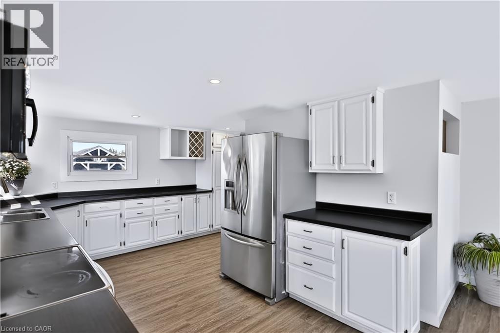 3689 Highway 6 Property Photo 12