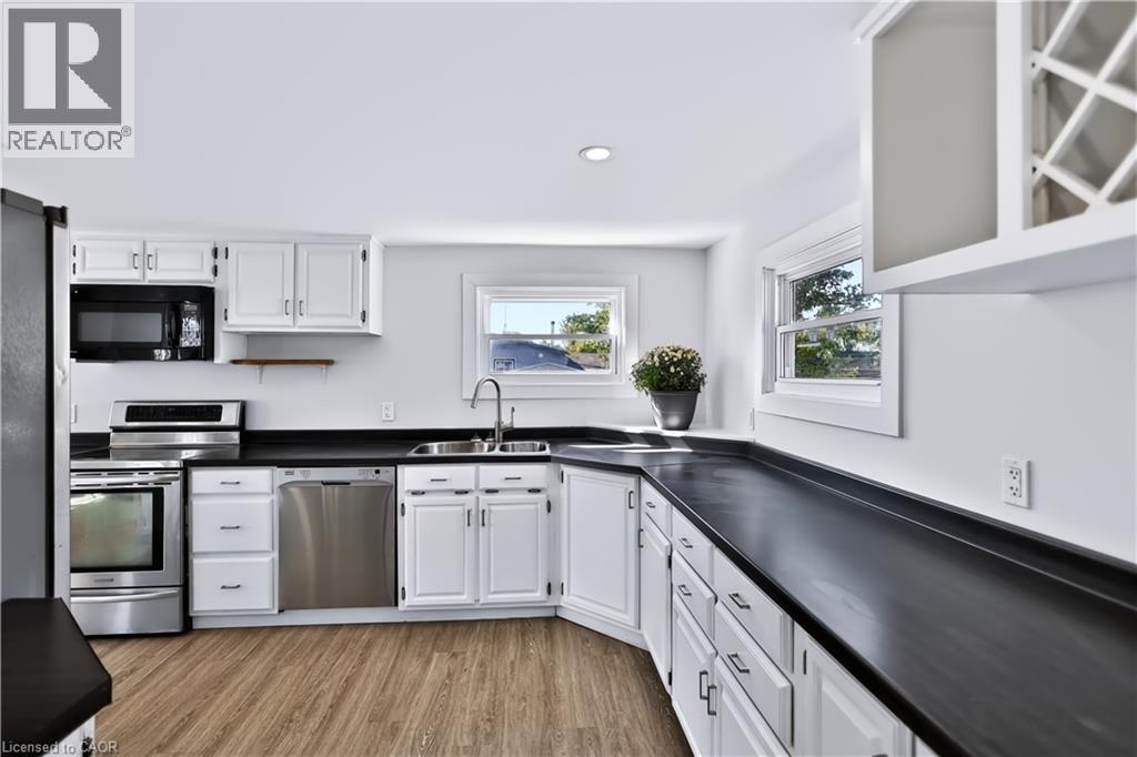 3689 Highway 6 Property Photo 13