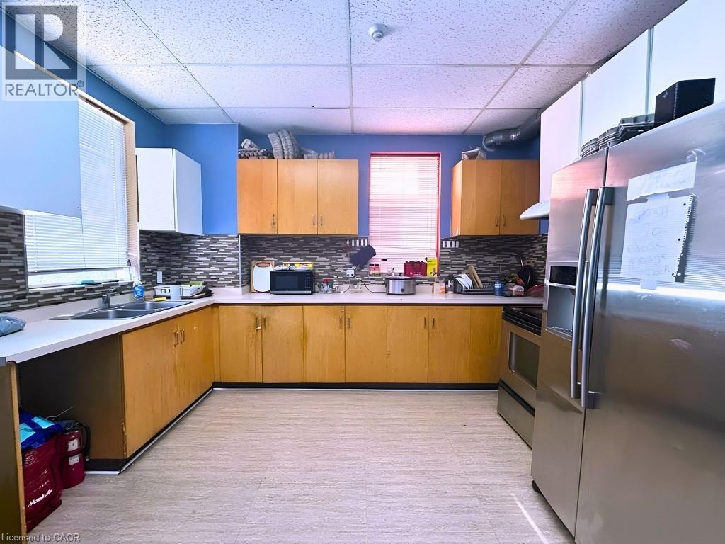 315 Main Street E Unit# A Property Photo 6