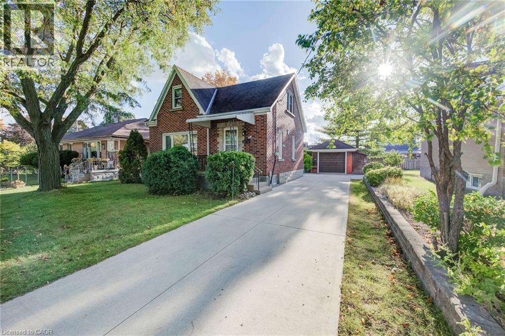11 Crestwood Avenue Property Photo 3