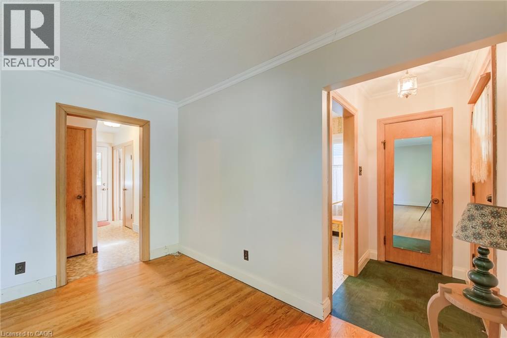 11 Crestwood Avenue Property Photo 9