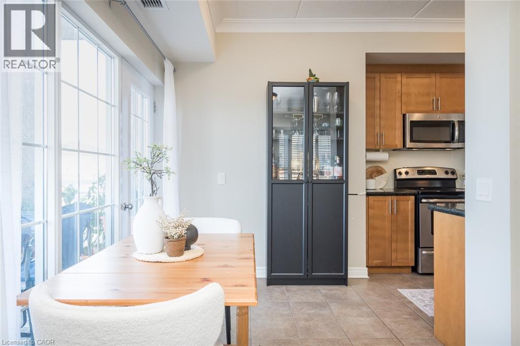 1379 Costigan Road Unit# 310 Property Photo 14