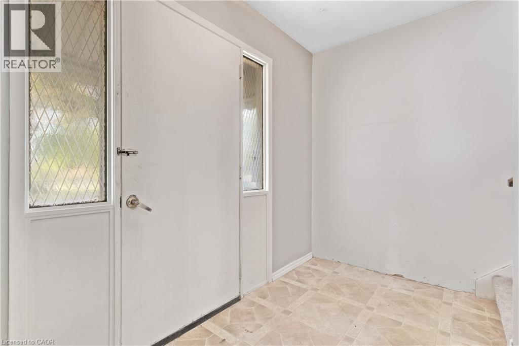 1482 Wildren Place Property Photo 3
