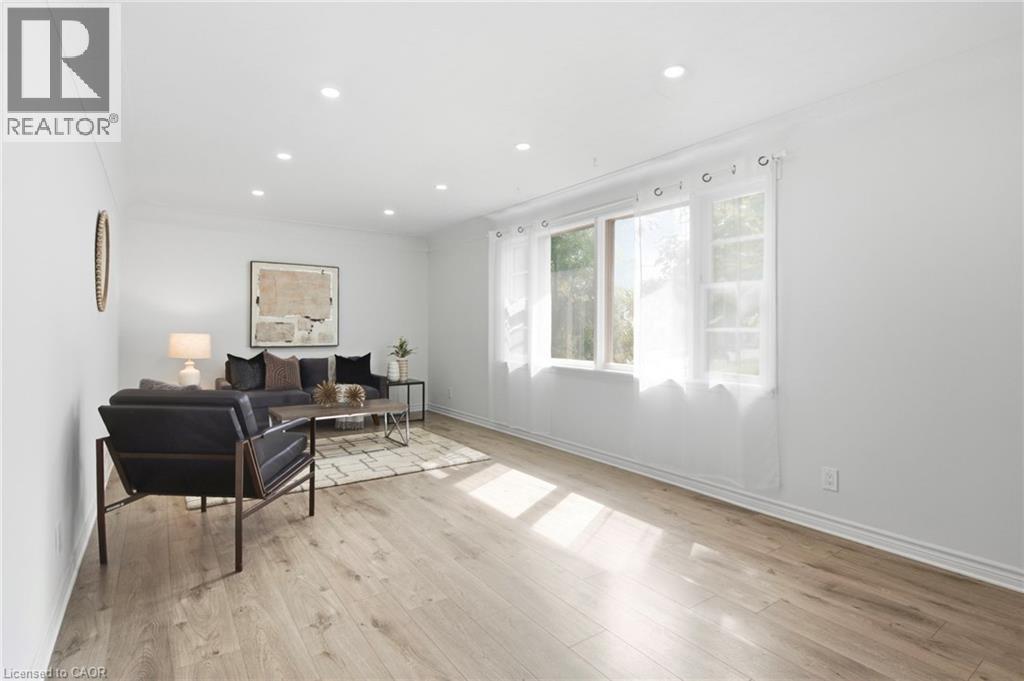 87 Radford Street Property Photo 7