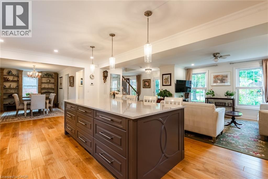 3 The Promenade Property Photo 17
