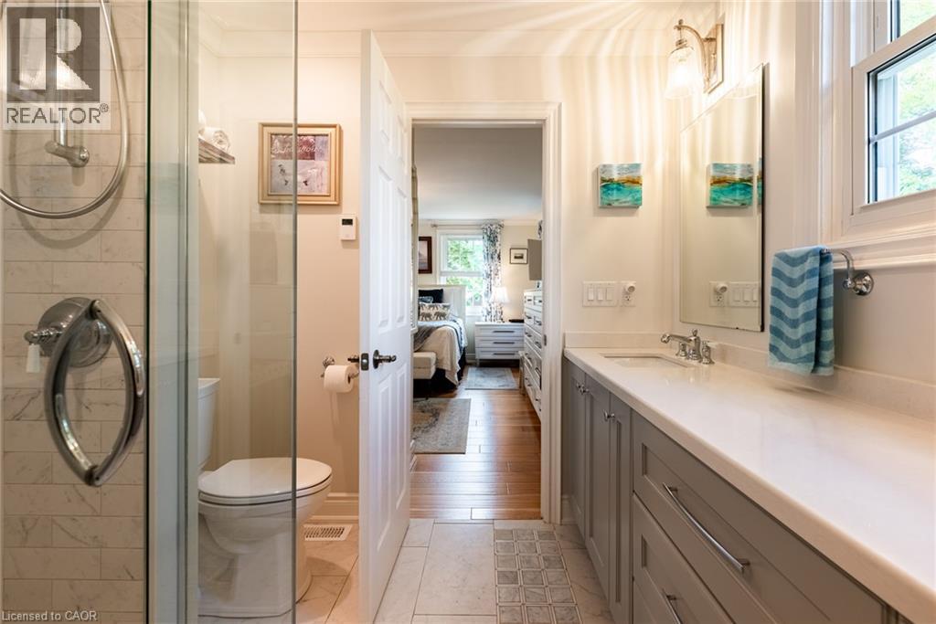 3 The Promenade Property Photo 25