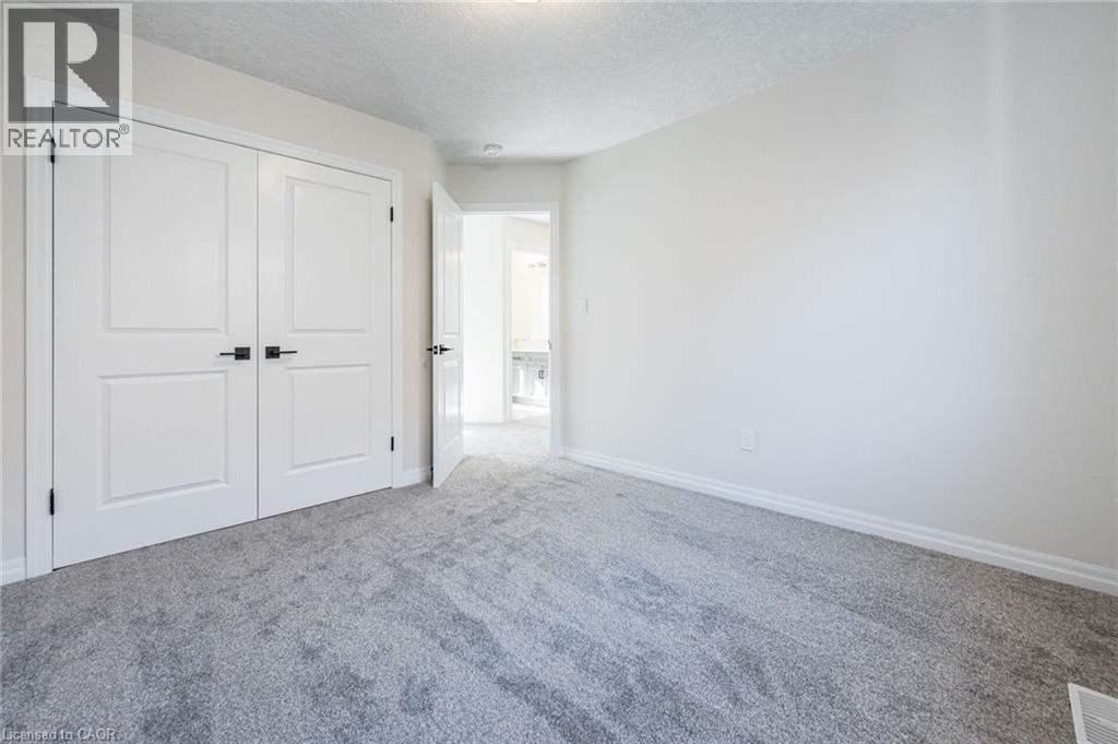 354 Beechdrops Drive Property Photo 18