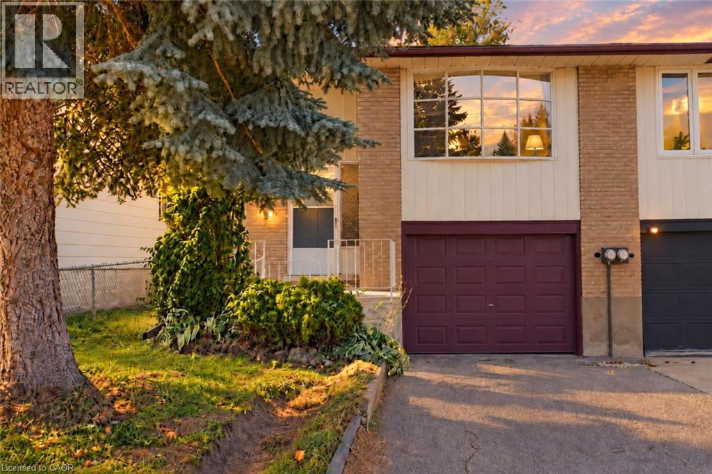 427 Lawrence Avenue Property Photo 1