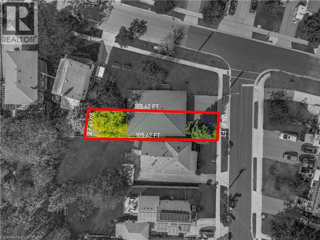 427 Lawrence Avenue Property Photo 2