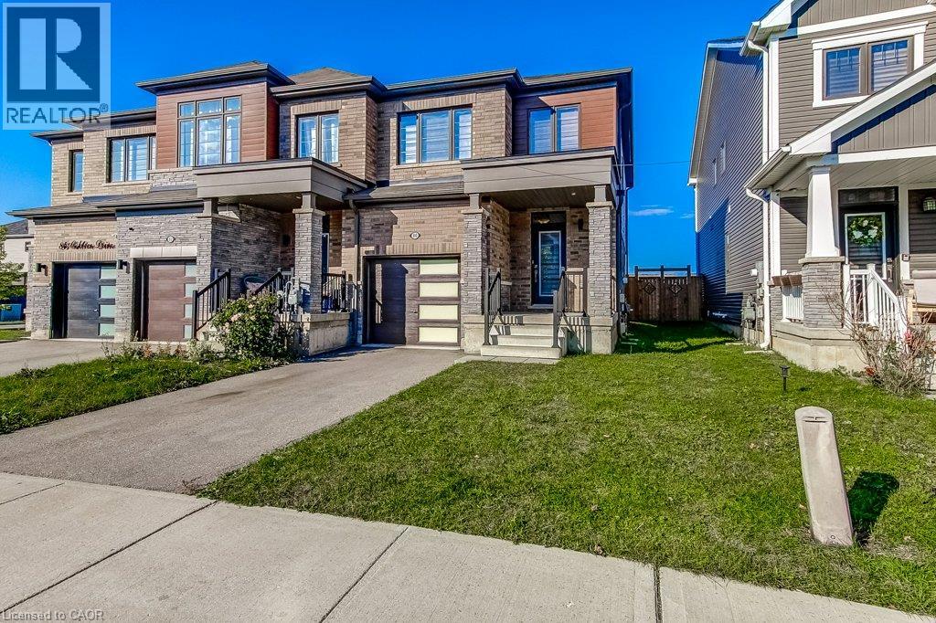 80 Oaktree Drive Property Photo 2