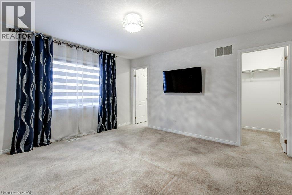 80 Oaktree Drive Property Photo 26