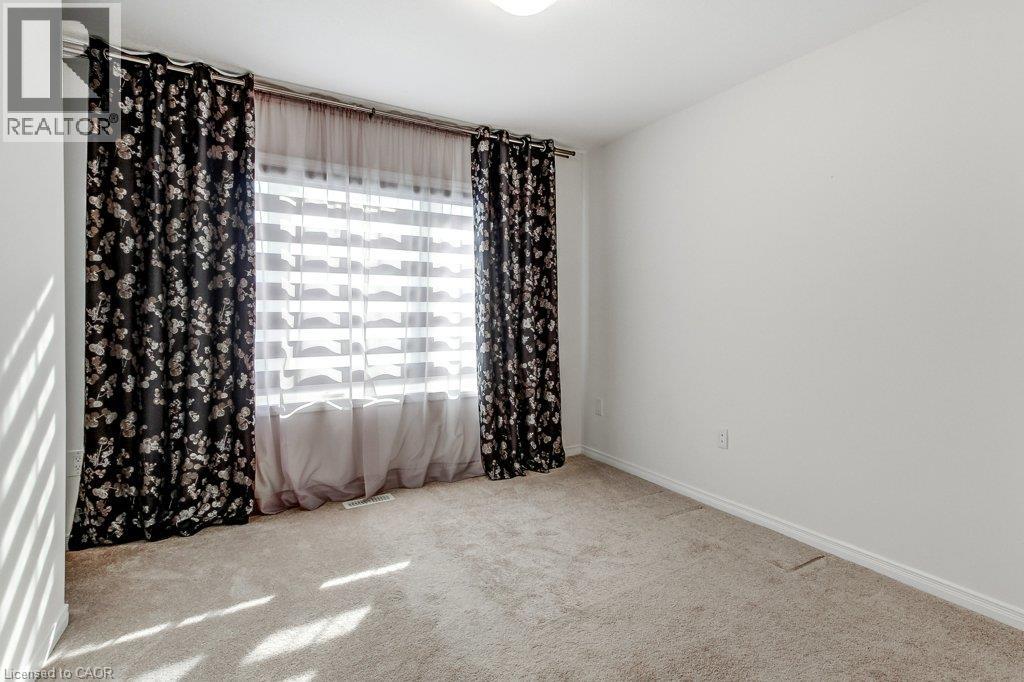 80 Oaktree Drive Property Photo 31