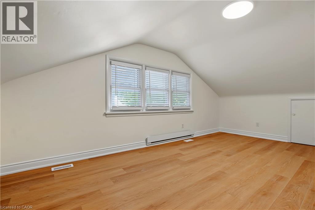 143 Elgin Crescent Property Photo 30