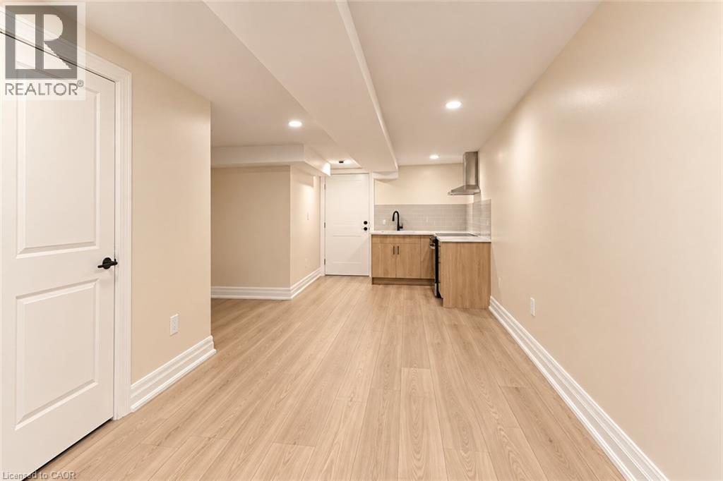 25 Grove Street Unit# 3 Property Photo 8