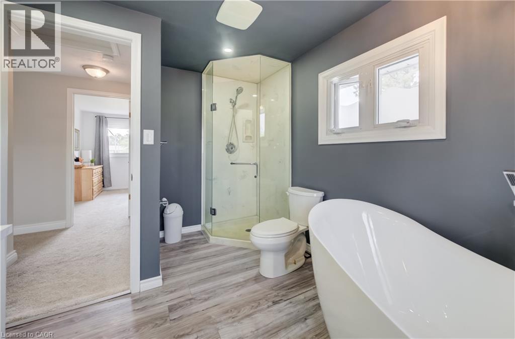 298 Creighton Court Property Photo 17