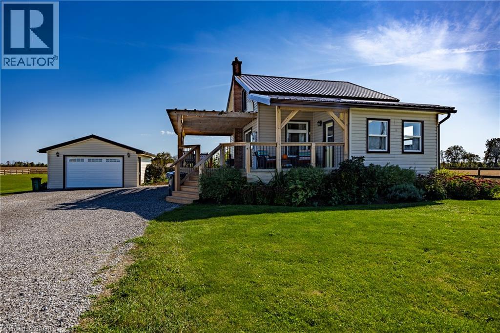 2936 Lakeshore Road Property Photo 2