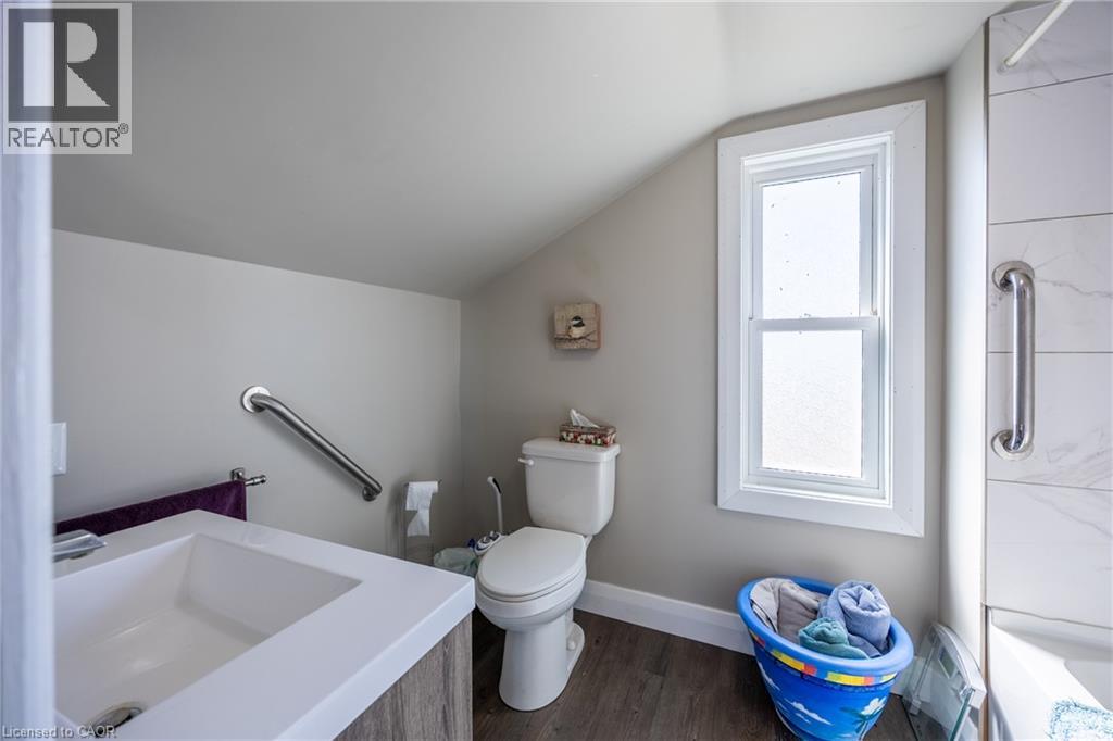 2936 Lakeshore Road Property Photo 18
