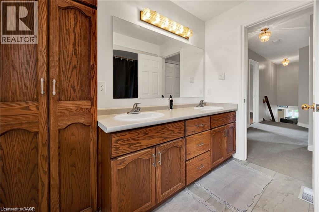 1 Danube Drive Property Photo 22