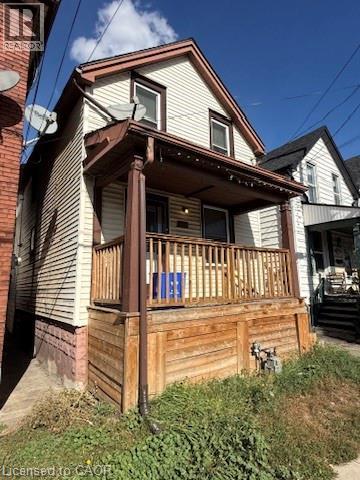 1087 Cannon Street E Property Photo 2