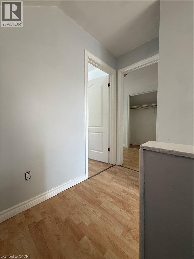 1087 Cannon Street E Property Photo 6