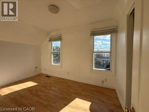 1087 Cannon Street E Property Photo 12