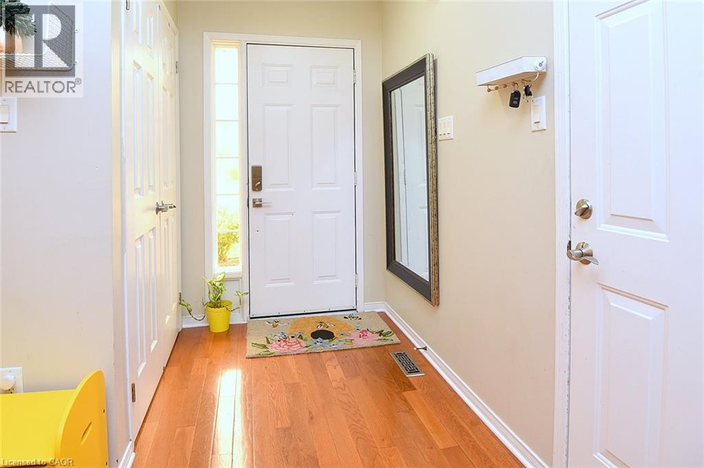 22 Moore Crescent Property Photo 5