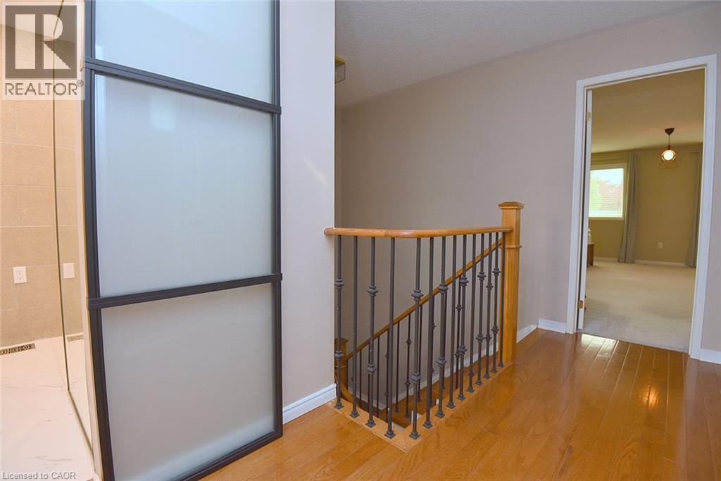 22 Moore Crescent Property Photo 37