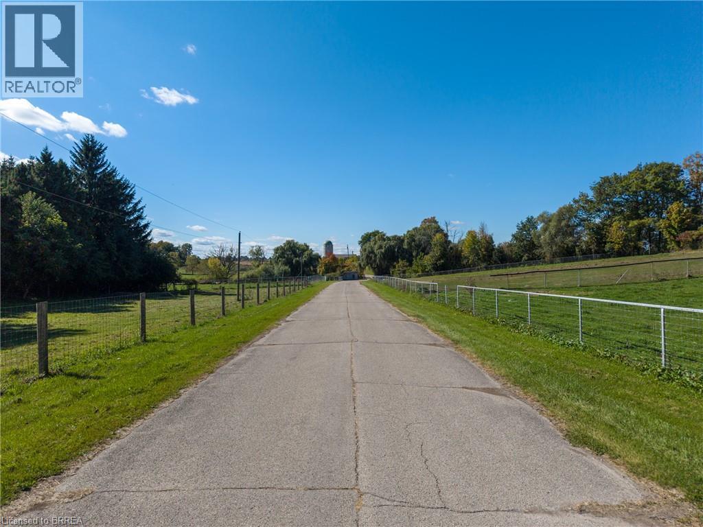 2173 Cockshutt Road Property Photo 30