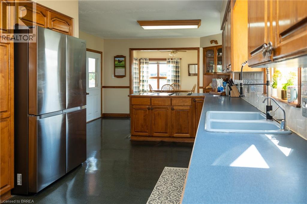 2173 Cockshutt Road Property Photo 33