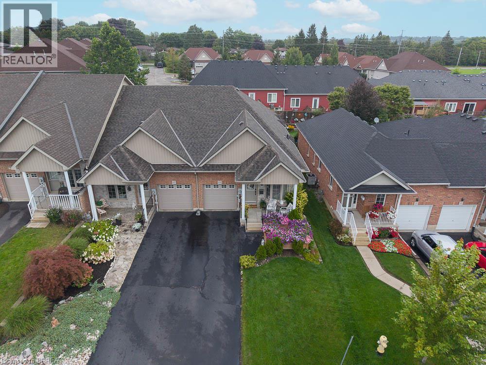 15 Millcroft Drive Property Photo 3