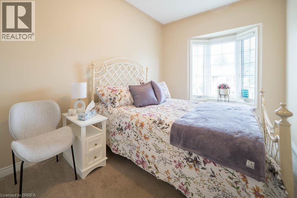 15 Millcroft Drive Property Photo 8